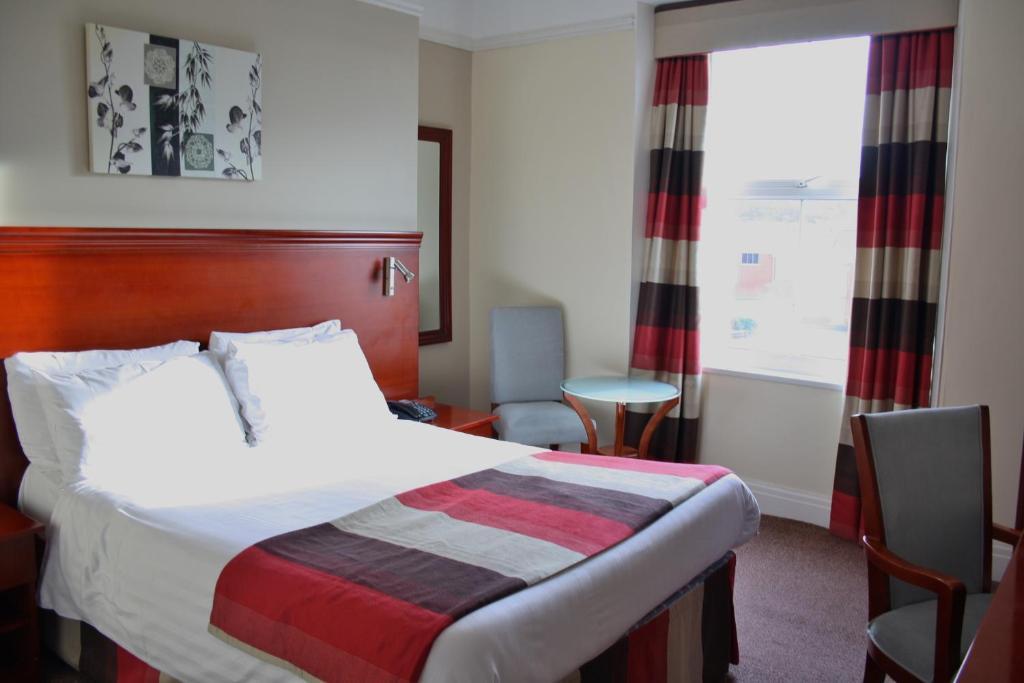 חלנדודנו Kensington Hotel מראה חיצוני תמונה